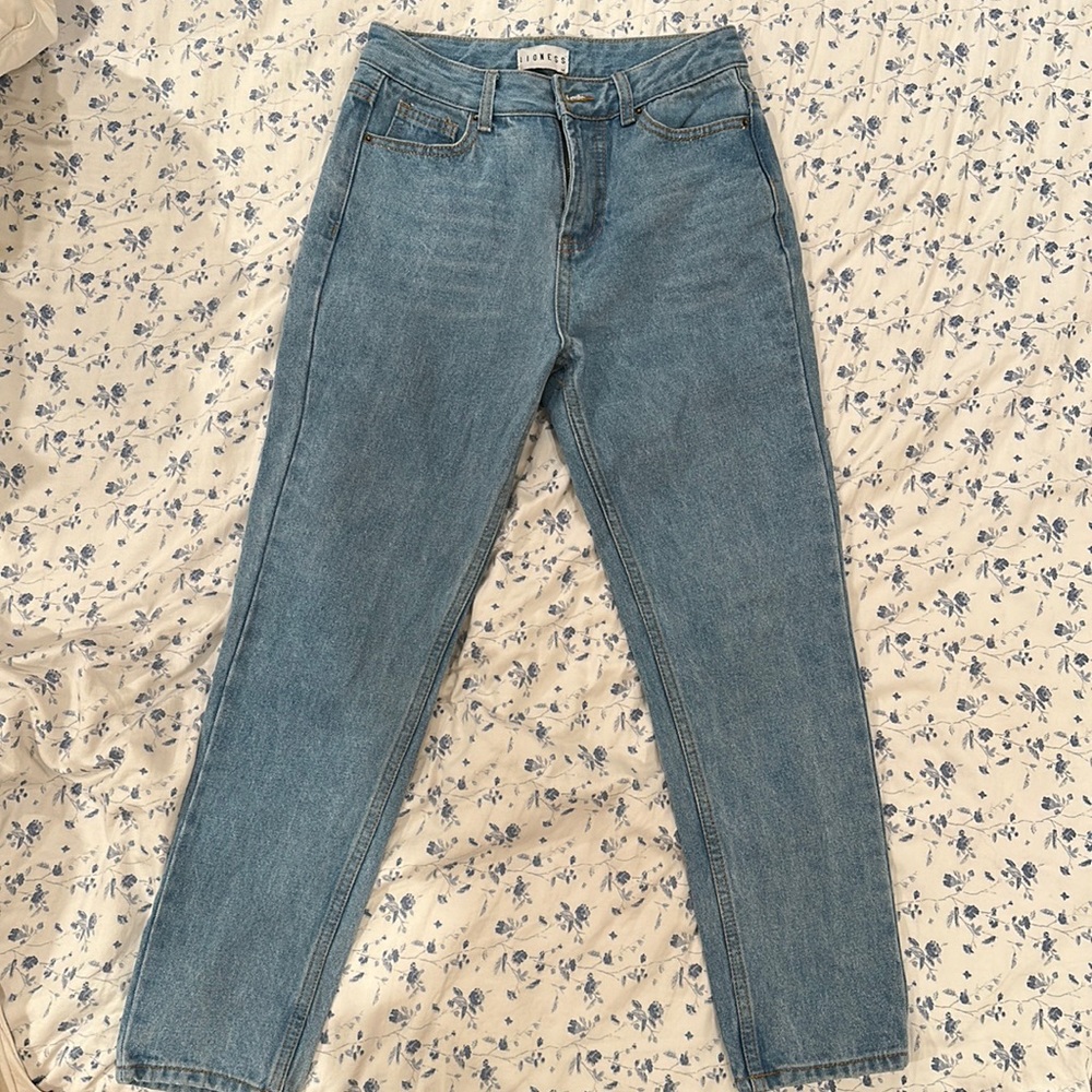 Lioness straight leg blue jeans